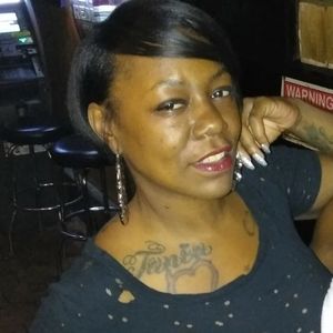 Meet your Posher, Alexia